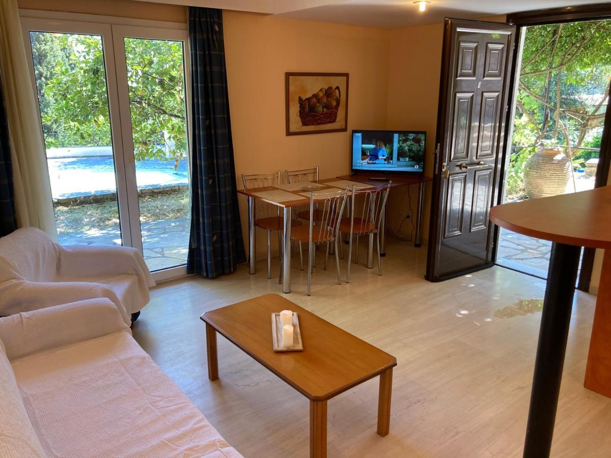 Aliki'S Comfortable Holiday Apartments-Great Location Nisaki  外观 照片